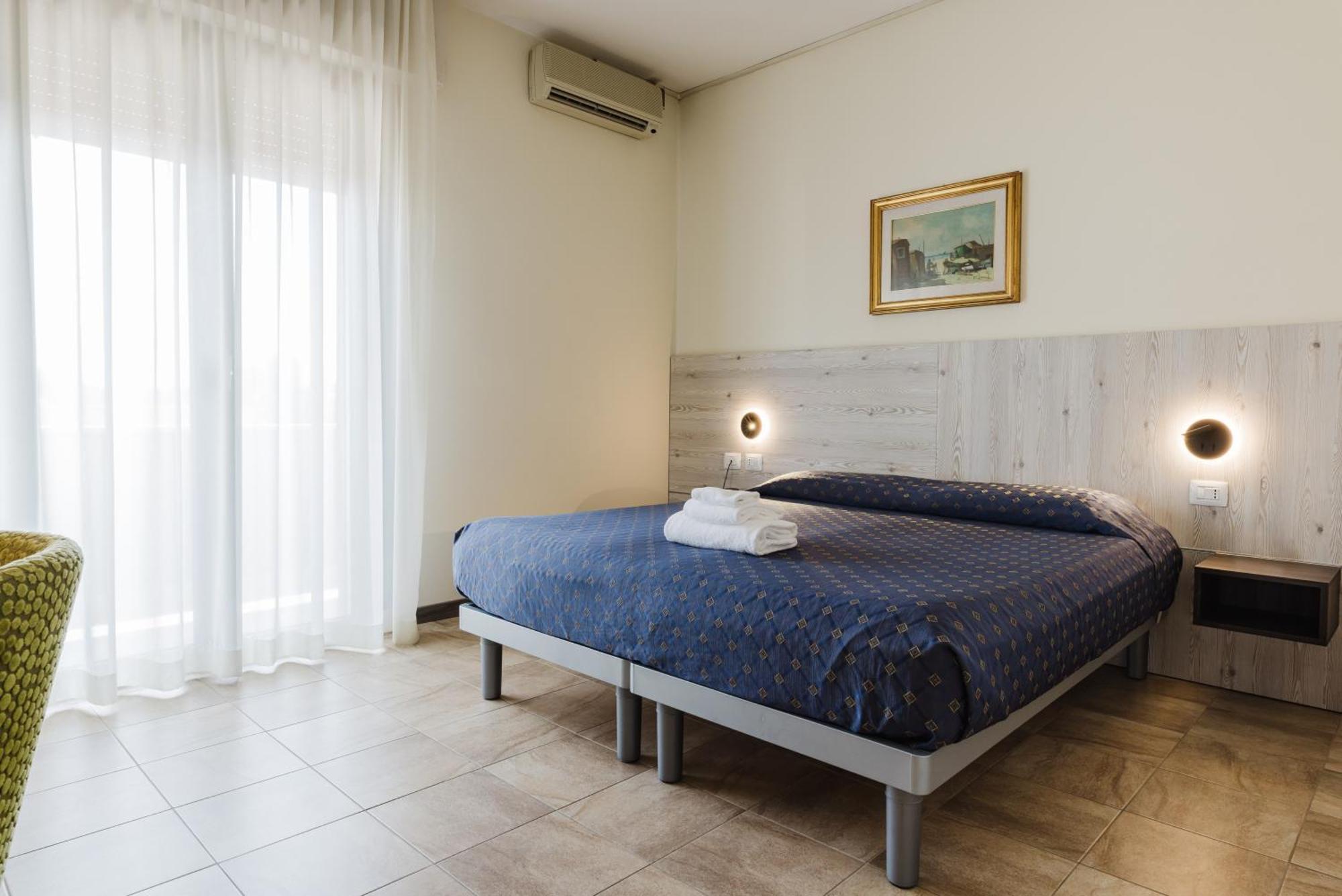 Hotel Colonna Альбиньясего Экстерьер фото